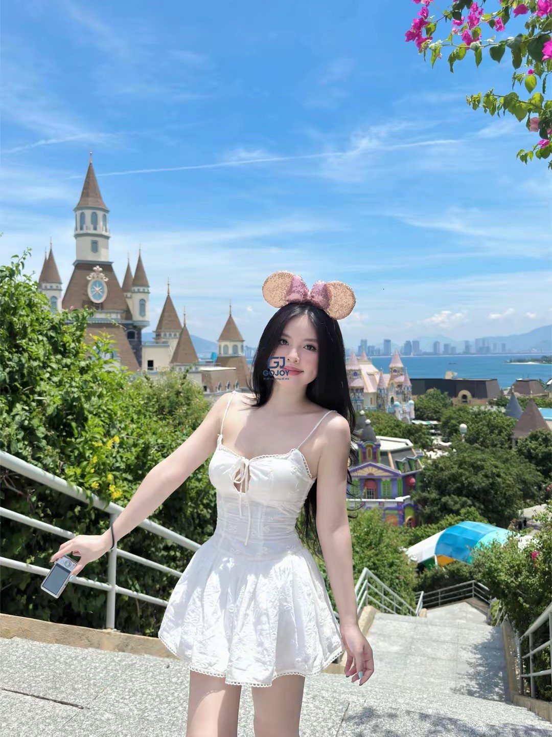 32